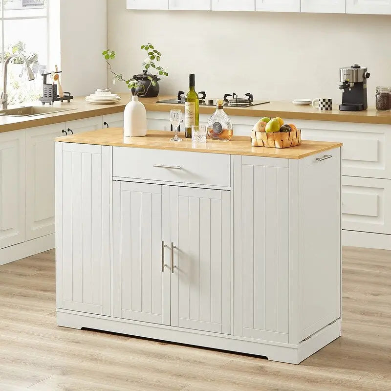 53-Zoll Kücheninsel mit Schubladen und integriertem Mülleimer – Modernes Farmhouse Design für Küche & Esszimmer.